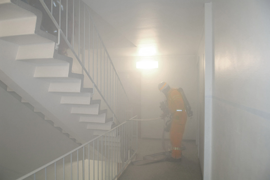 De maatvastheid van de Daloc-deur is essentieel bij brand